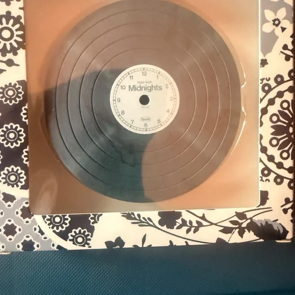 Taylor Swift Midnights Jade Green Vinyl Ornament NEW - Picture 2 of 2